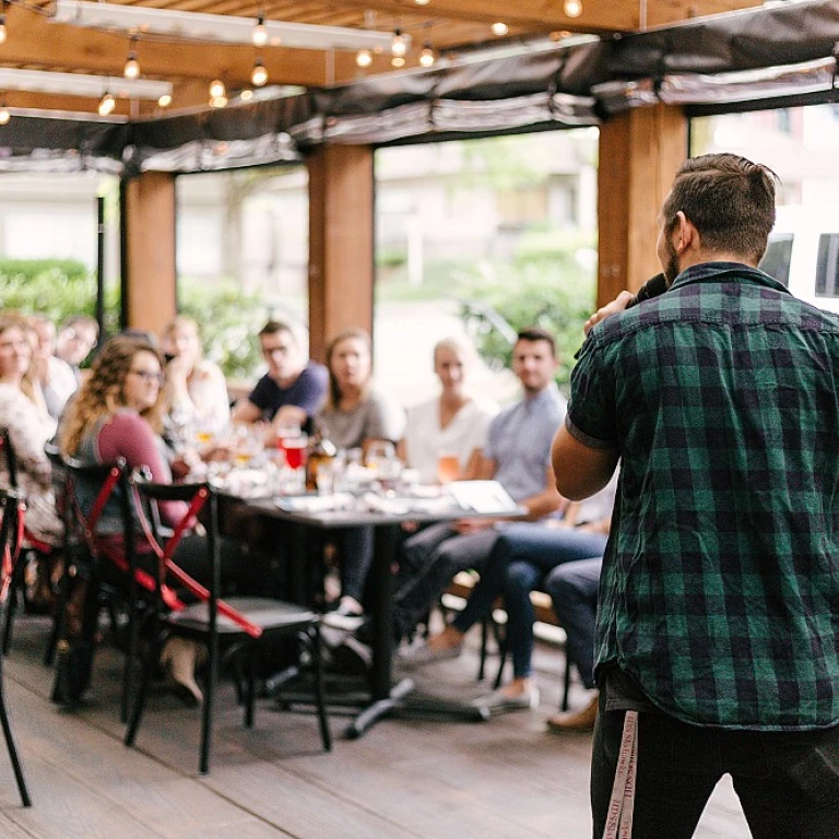 Comment les associations professionnelles révolutionnent-elles le parcours des entrepreneurs?